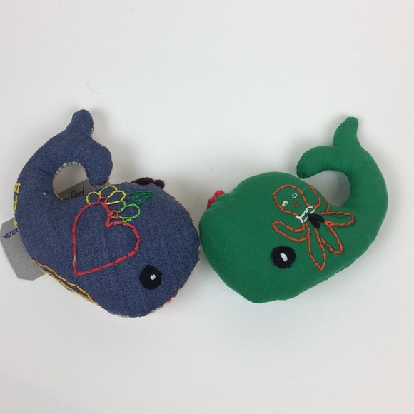 One handmade whale 🐳 keychain ornament - Picture 4 of 4